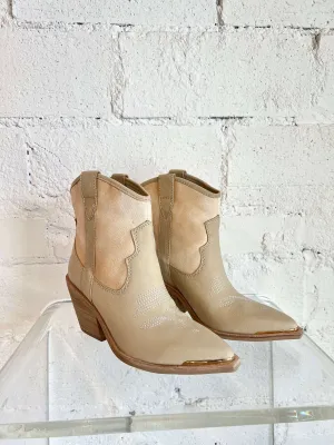 Dolce Vita Nashe Booties