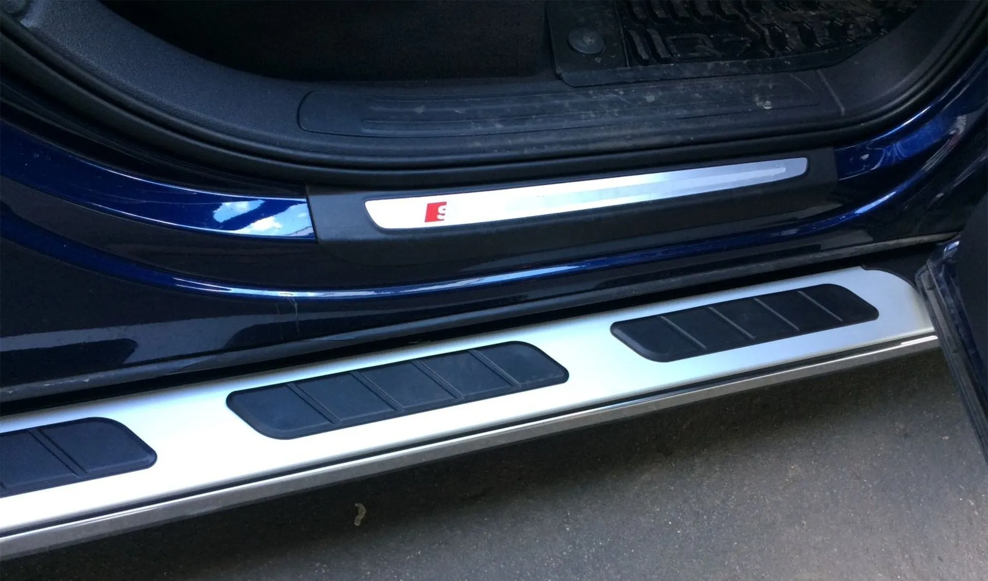 Suburban Side Steps Running Boards for Audi Q7 2005-2015